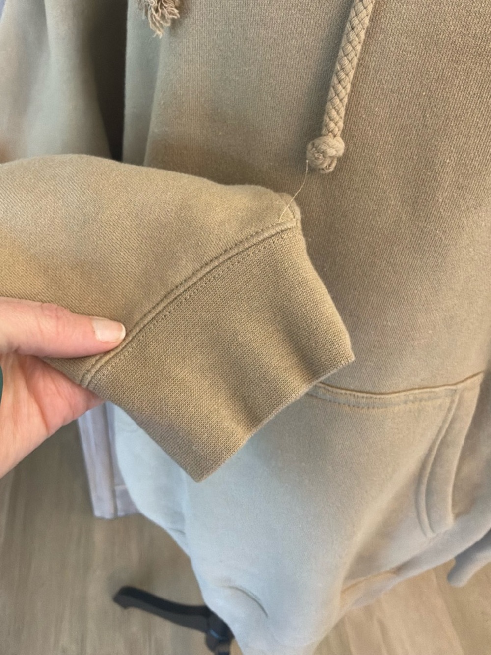 Lainey Wilson Whirlwind Bell Bottom Country Tan Hoodie Large - Picture 13 of 16